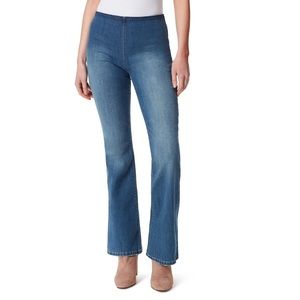 Jessica Simpson Women's Mid Rise Pull on Flare Jeans